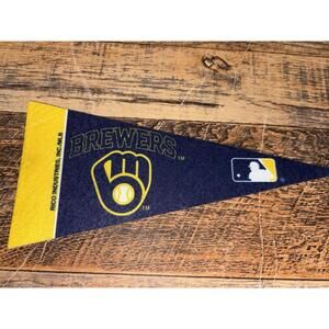 Milwaukee Brewers MLB Mini Pennant 9"x4", Felt, Rico Made in USA, Banner Flag
